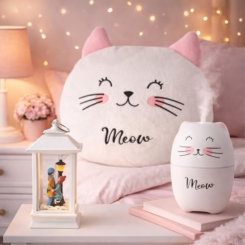 Kedi Temalı Dekoratif Tasarıma Sahip Hediye Seti – Peluş Kedi Yastık + Buhar Makinesi Nemlendirici + Sevgili Figürlü Kar Küresi | Dekoratif Hediye Seti - Görsel 3