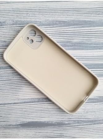 - iPhone 11 Kılıf ile iPhone 12 Görünümü | Köşeli Tasarım ile Modern Estetik | Mat Yüzeyli Beyaz Silikon Arka Kapak | Darbe Emici Yapı | Kamera Koruması ve Şık Hatlar - Krem