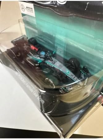 Premium Formula 1 2024 Mercedes-AMG Petronas #44 1:64 Diecast Model - Görsel 3