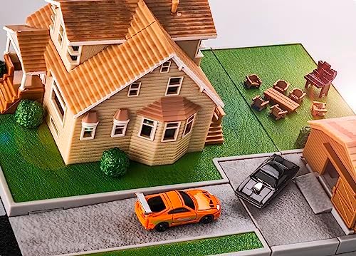 Alternative view of Jada Toys Hızlı ve Öfkeli Nano Hollywood Rides Dom Toretto'nun Evini Sergileyen Diorama, İki adet 1,65" Döküm Araba, Çocuklar ve Yetişkinler için Oyuncaklar (33668)