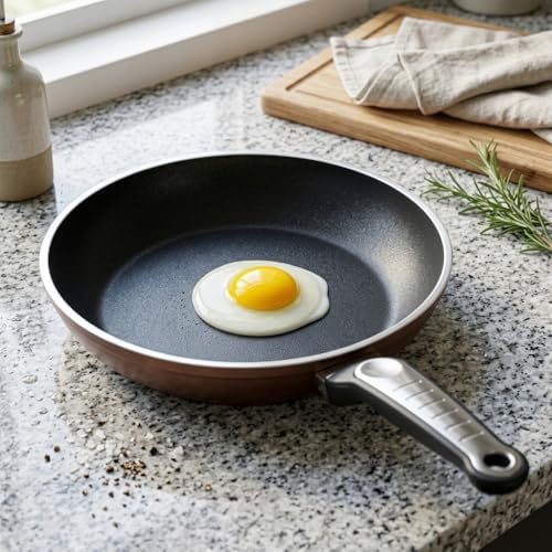 Assos 22 cm Maxi Tava - Bordo Renkli, Metalik Detaylı Saplı Yanmaz Yapışmaz Pratik Pişirme Tavası
