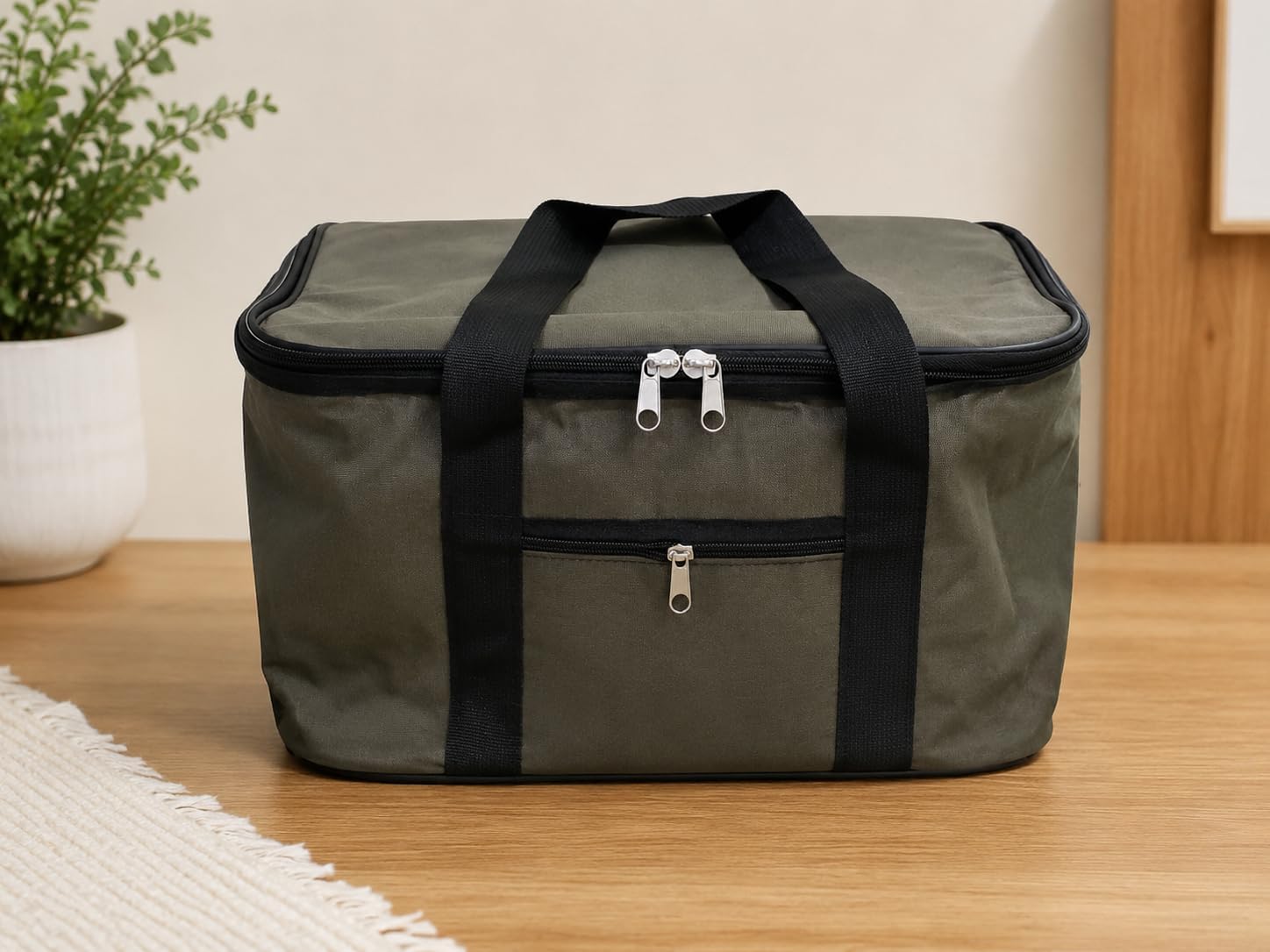 Haki Gri Renk 22 Litre Termal Piknik ve Taşıma Çantası – Su Geçirmez Kumaş, Kalın Yalıtımlı İç Kaplama, 2 Bölmeli Soğuk-Sıcak Tutucu Çanta (39x27x23 cm)
