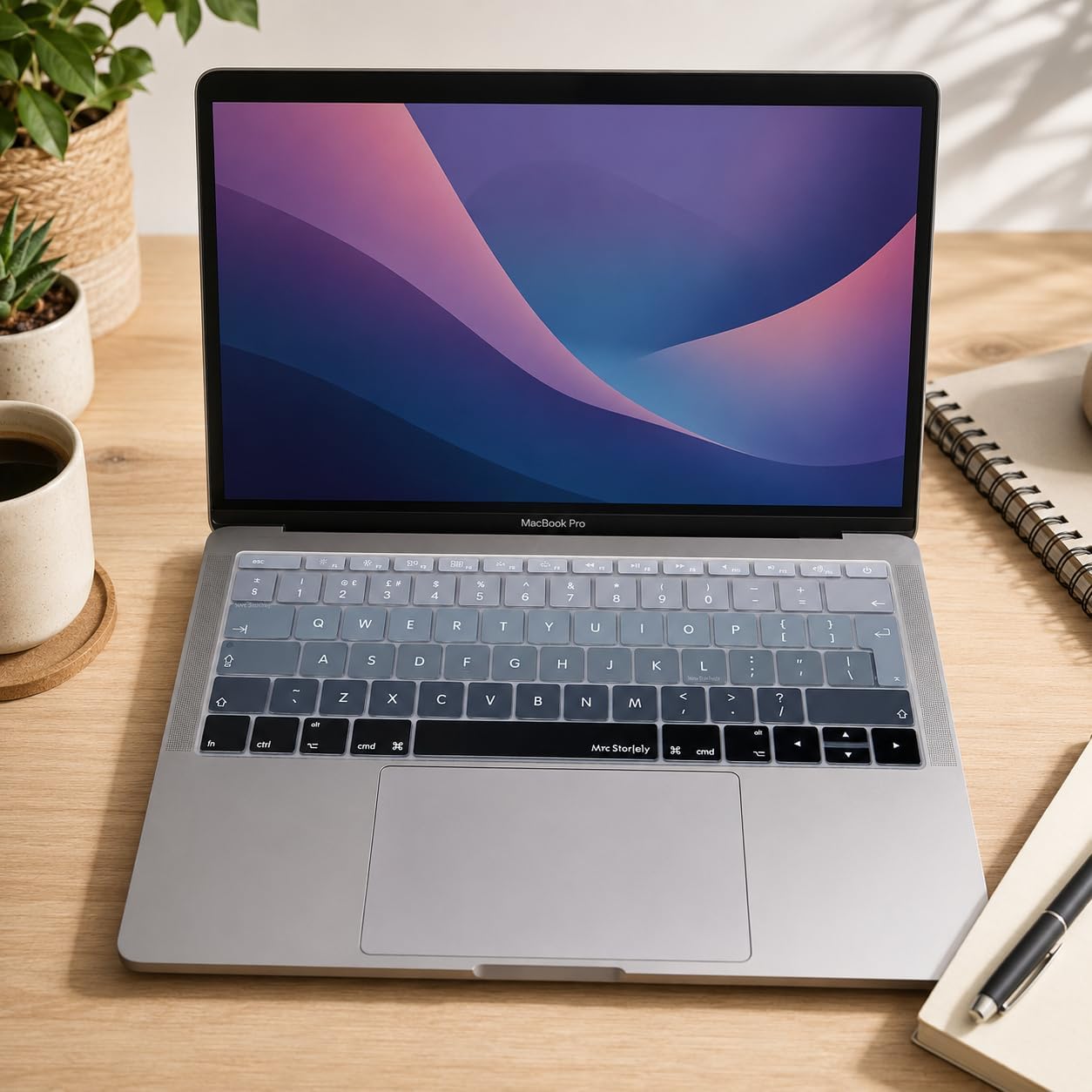 Alternative view of İngilizce Klavye Koruyucu MacBook A1534 A1708 Uyumlu UK Avrupa Ters L Enter Silikon Klavye Koruyucu English Keyboard Cover Siyah Gri