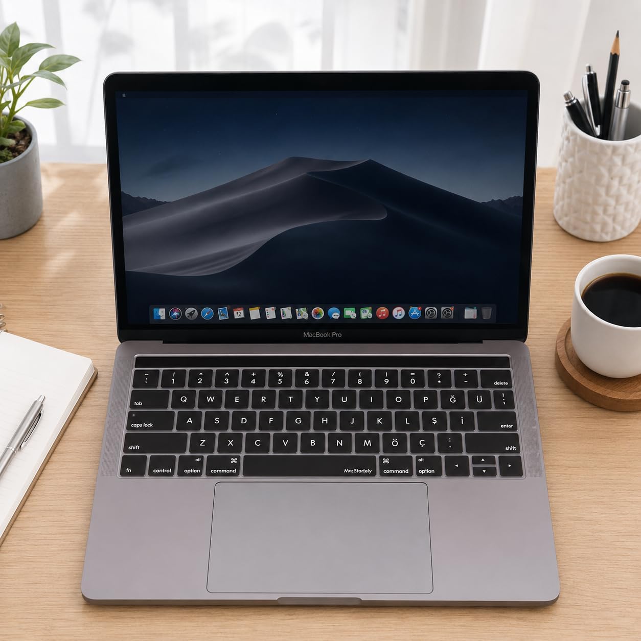 Alternative view of MacBook Pro Türkçe Q Klavye Koruyucu US ANSI Düz Enter Uyumlu Silikon Keyboard Cover 13-15 İnç A1706 A1989 A2159 A1707 A1990 | Amerikan İngilizce Klavyeyi Türkçe Q’ya Çeviren Siyah