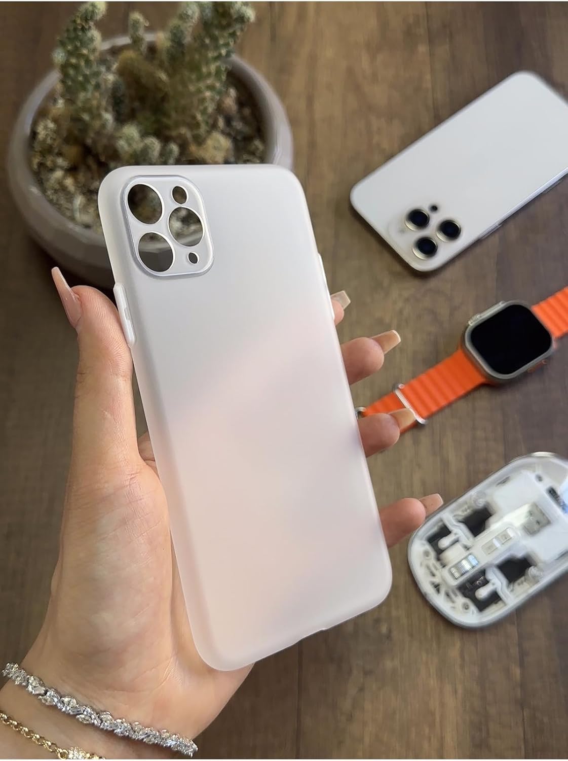 Alternative view of Süper İnce Mat Ultra Thin Silikon Kılıf Buzlu Beyaz iPhone 12 Pro ile uyumlu