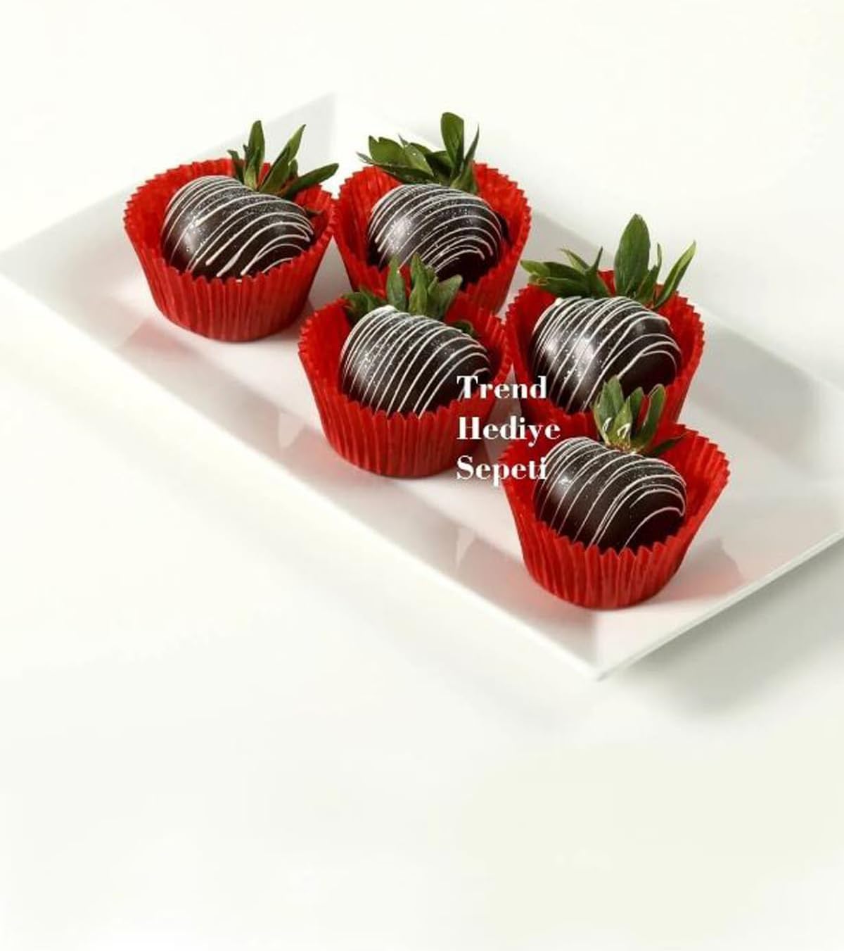 Takribi 200 Adet Küçük Boy Kırmızı Truff Çikolata Kağıdı, Muffin Kek Kalıbı, Lokum Kağıdı 35x20 Mm Doğum Günü Parti Dekorasyonu için