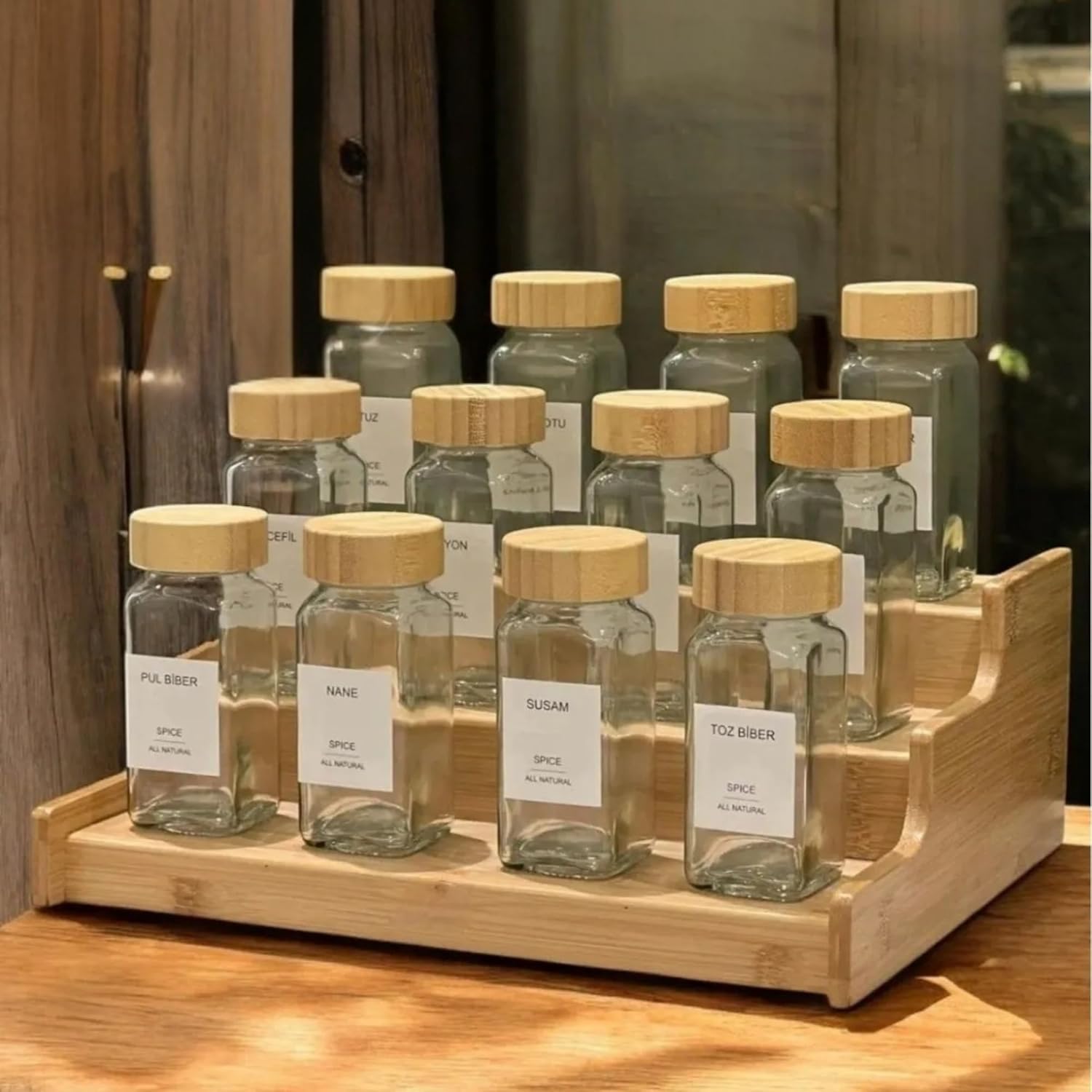 12’li Bambu Kapaklı Kare Formlu Cam Baharatlık Seti 120 ml / 16 Adet Etiket Hediye