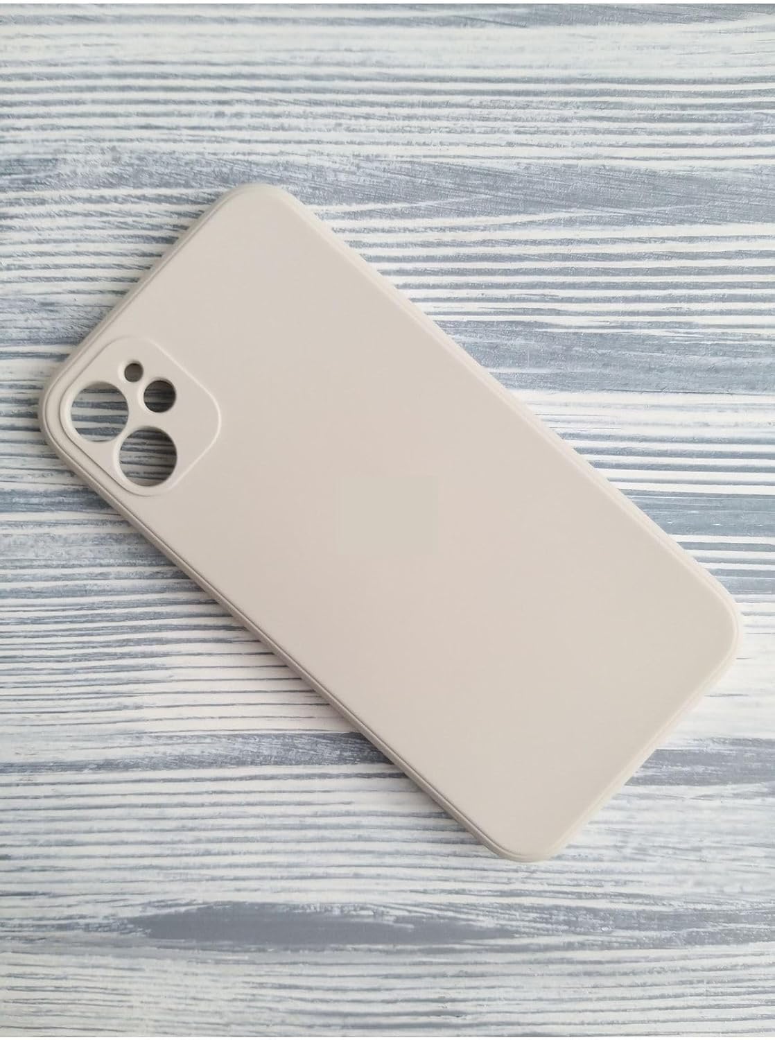 Alternative view of - iPhone 11 Kılıf ile iPhone 12 Görünümü | Köşeli Tasarım ile Modern Estetik | Mat Yüzeyli Beyaz Silikon Arka Kapak | Darbe Emici Yapı | Kamera Koruması ve Şık Hatlar - Krem