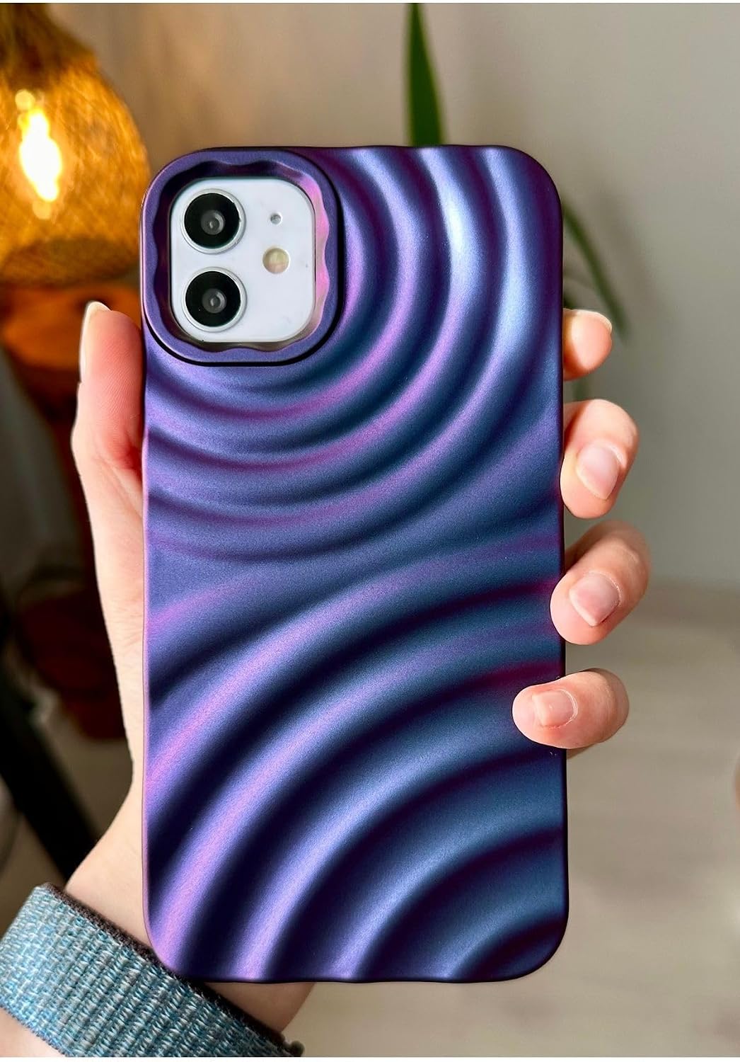 Iphone 11 ile Uyumlu 3d Aurora Kabartma Mor Renk Geçişli Mat Silikon Kılıf - Görsel 2