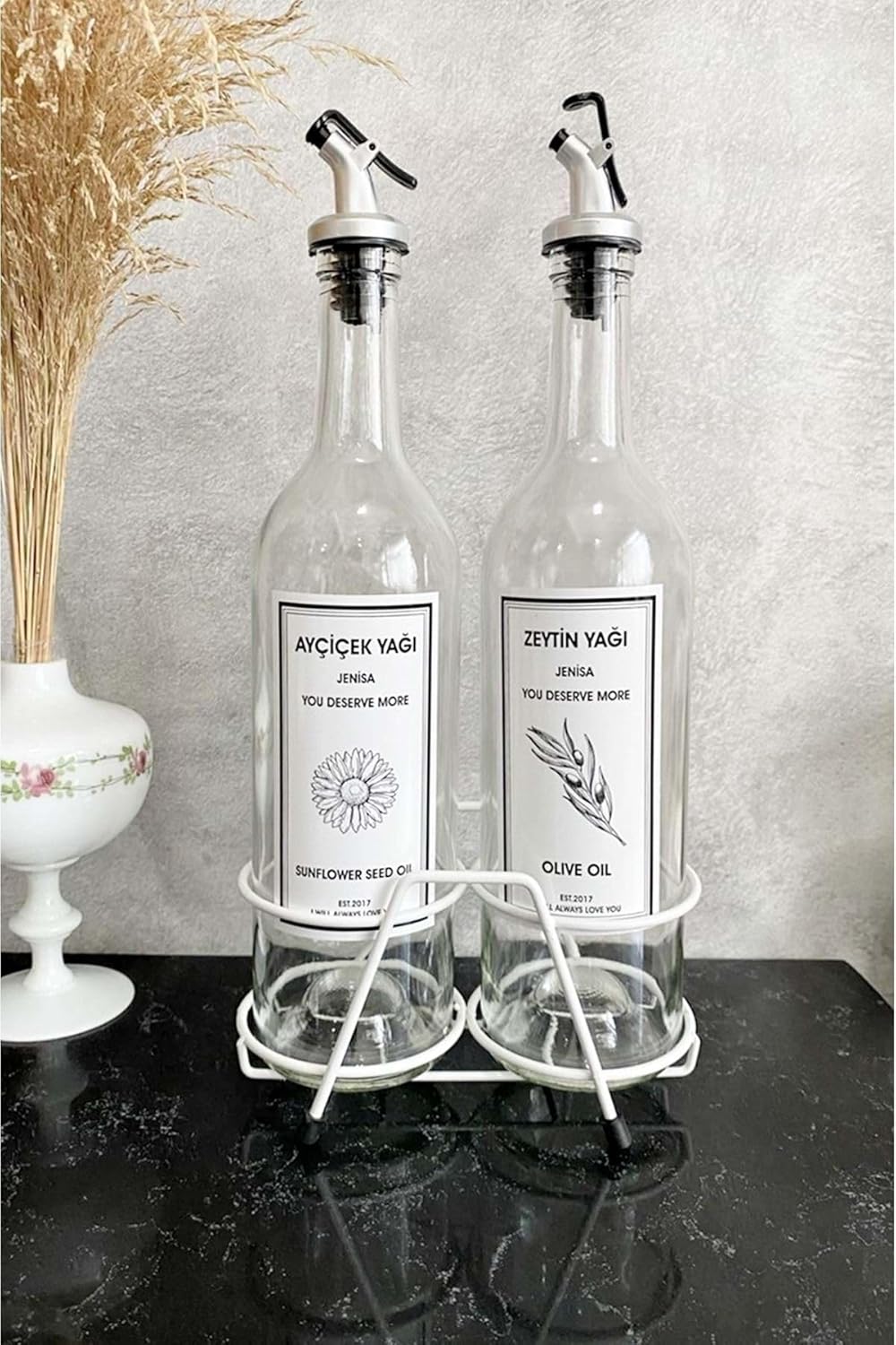 Alternative view of Beyaz Standlı Akıtıcılı Şeffaf 750 Ml Beyaz Etiketli Yağlık Yağdanlık