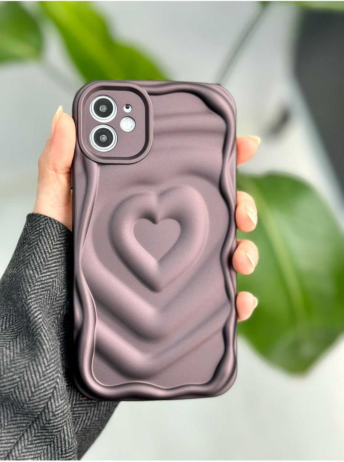 İPhone 12 ile Uyumlu 3d Kabartma Mat Kalp Silikon Kılıf
