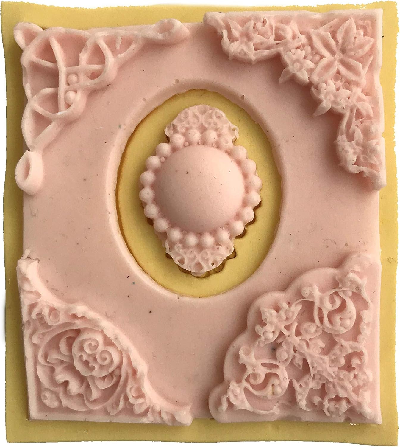 Alternative view of 24 Bölmeli Madlen Çikolata Kutusu Pembe Renkli