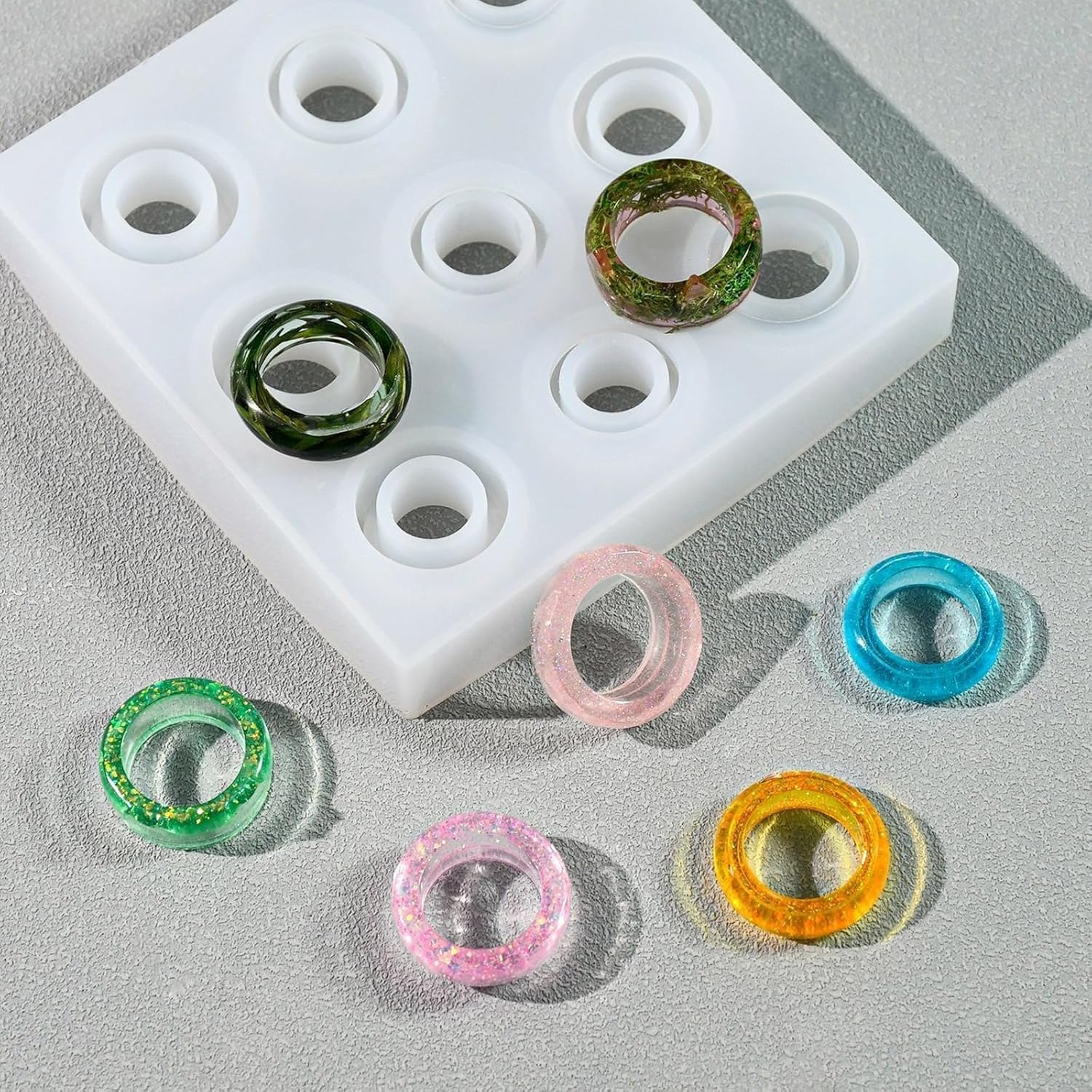 Alternative view of Epoksi Çoklu Yüzük Silikon Kalıp, Beyaz, 10x10x2 cm, 9'lu